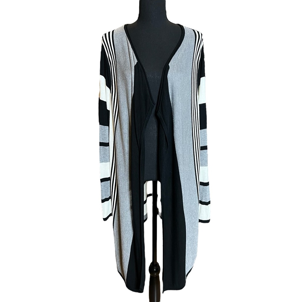 Avenue Open Cardigan Sweater Size 14/16 Hi Low Black Gray White Stripes